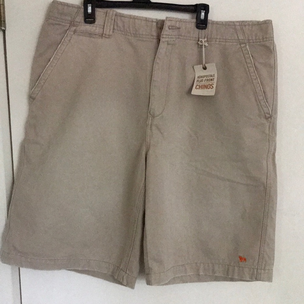 Men’s Aeropostale NWT shorts size 40